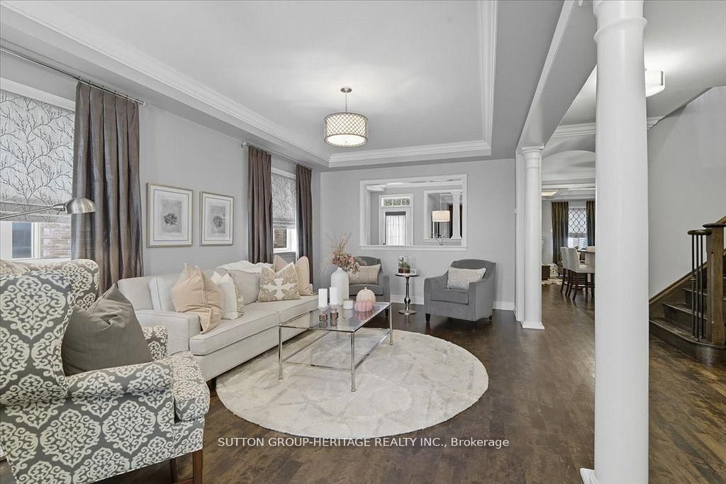 Detached House for sale at 22 Glengowan Street, Whitby, Ontario, L1R 0K9 - Taunton North - MLS: E12782204