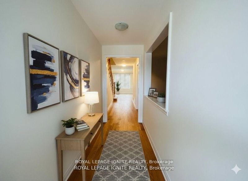 114 Whitehand Dr, Clarington, L1B 0W1 | Image 2