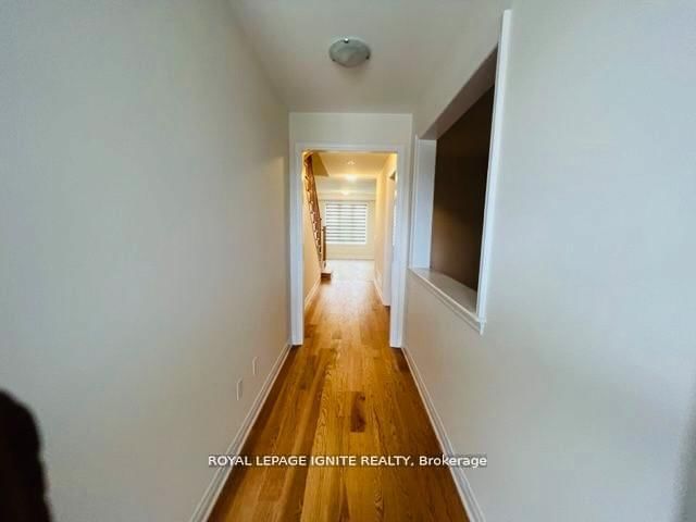 114 Whitehand Dr, Clarington, L1B 0W1 | Image 3