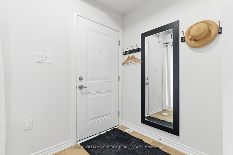 7 - 475 Beresford Path, Oshawa, L1H 0B2 | Image 2