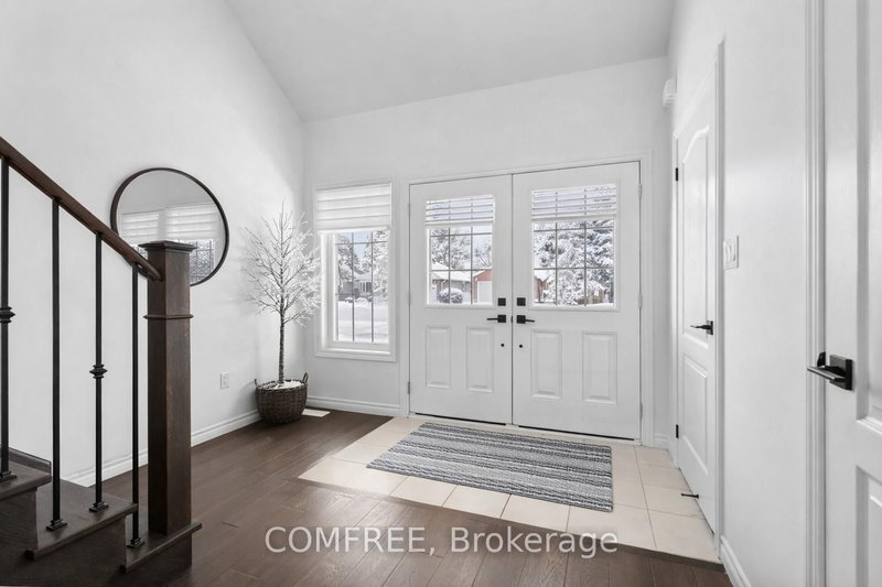 117 Merivale Crt, Oshawa, L1H 8S4 | Image 2