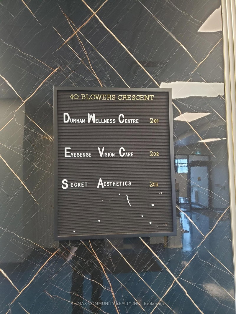 40 Blowers Cres, Ajax, L1Z 0N4 | Image 2