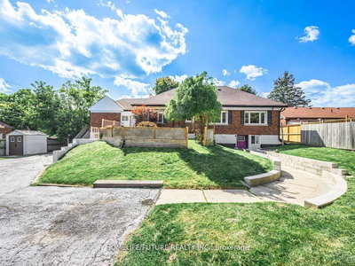 113 Harmony Road North, Oshawa, Ontario image-0-1