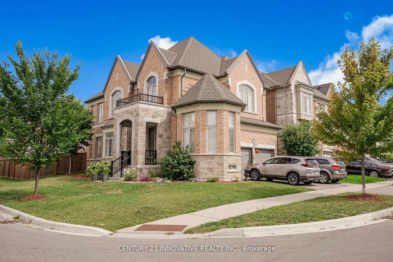 94 Brabin Circ, Whitby, L1P 0C1 | Image 2