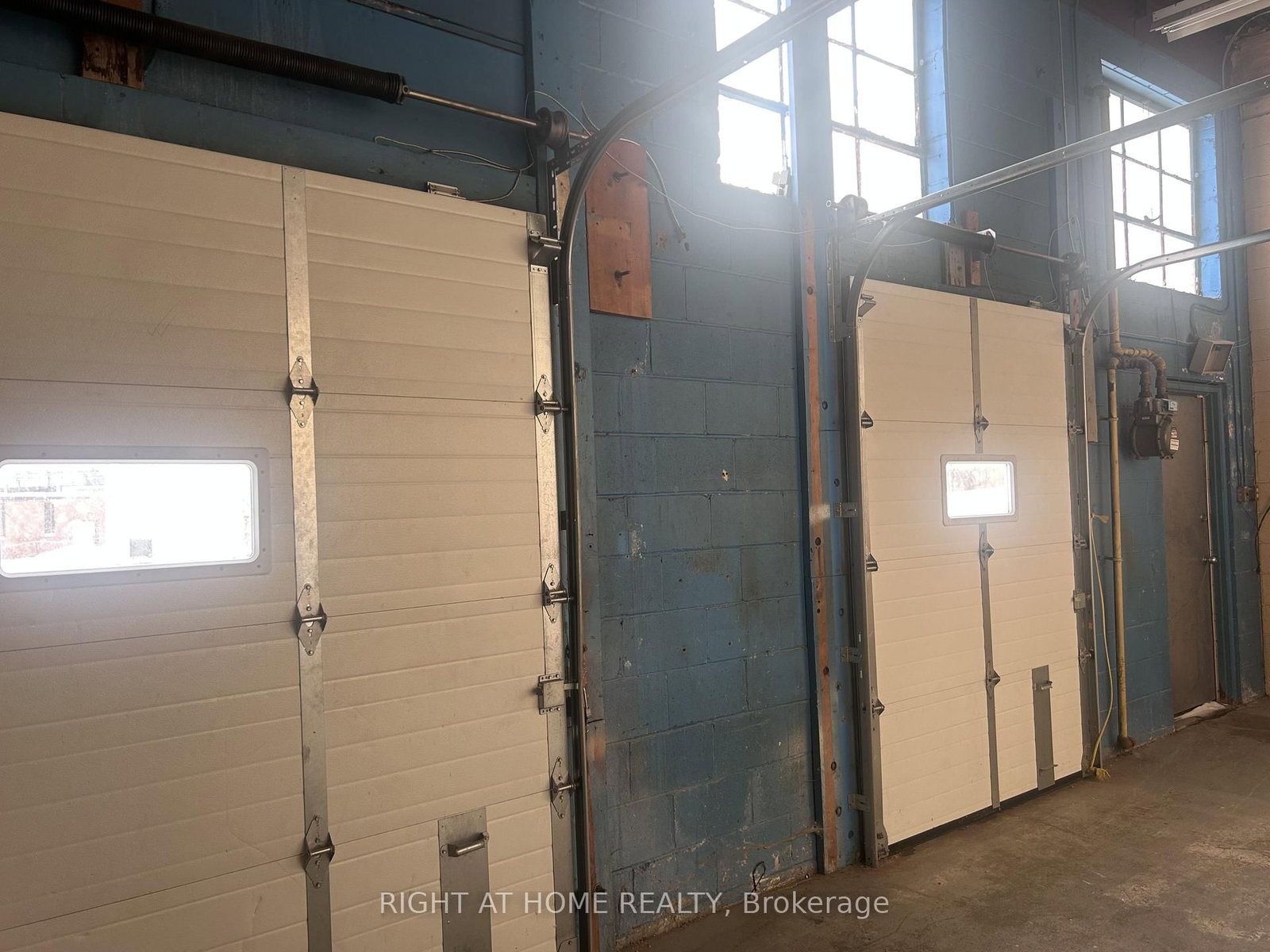 27 Estate Drive - Photo 5