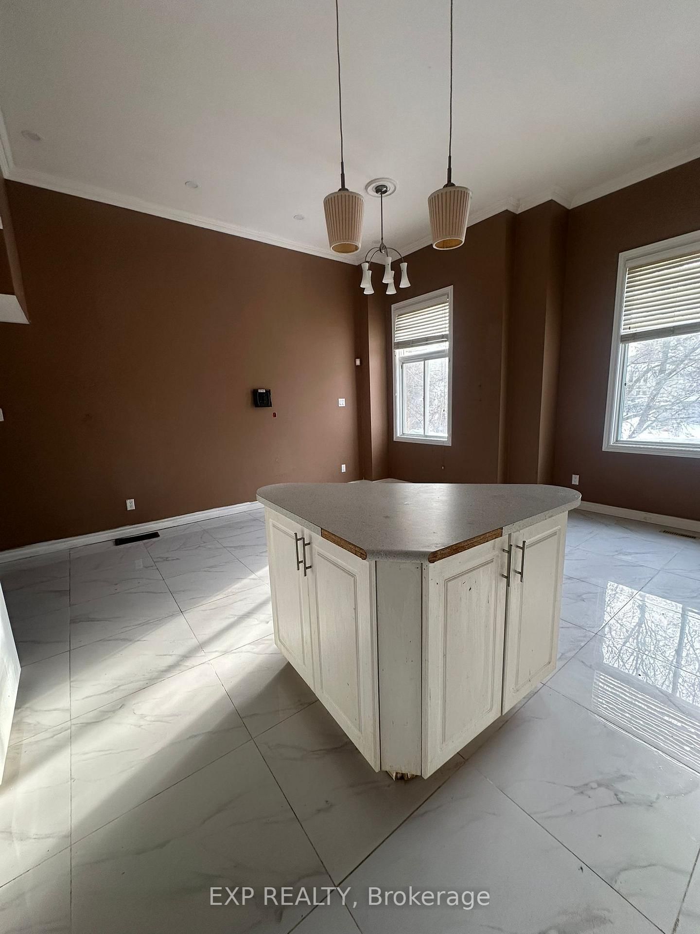 Semi-Detached House for sale at 10 Guildpark Ptwy, Toronto, Ontario, M1J 3P1 - Guildwood - MLS: E12788668
