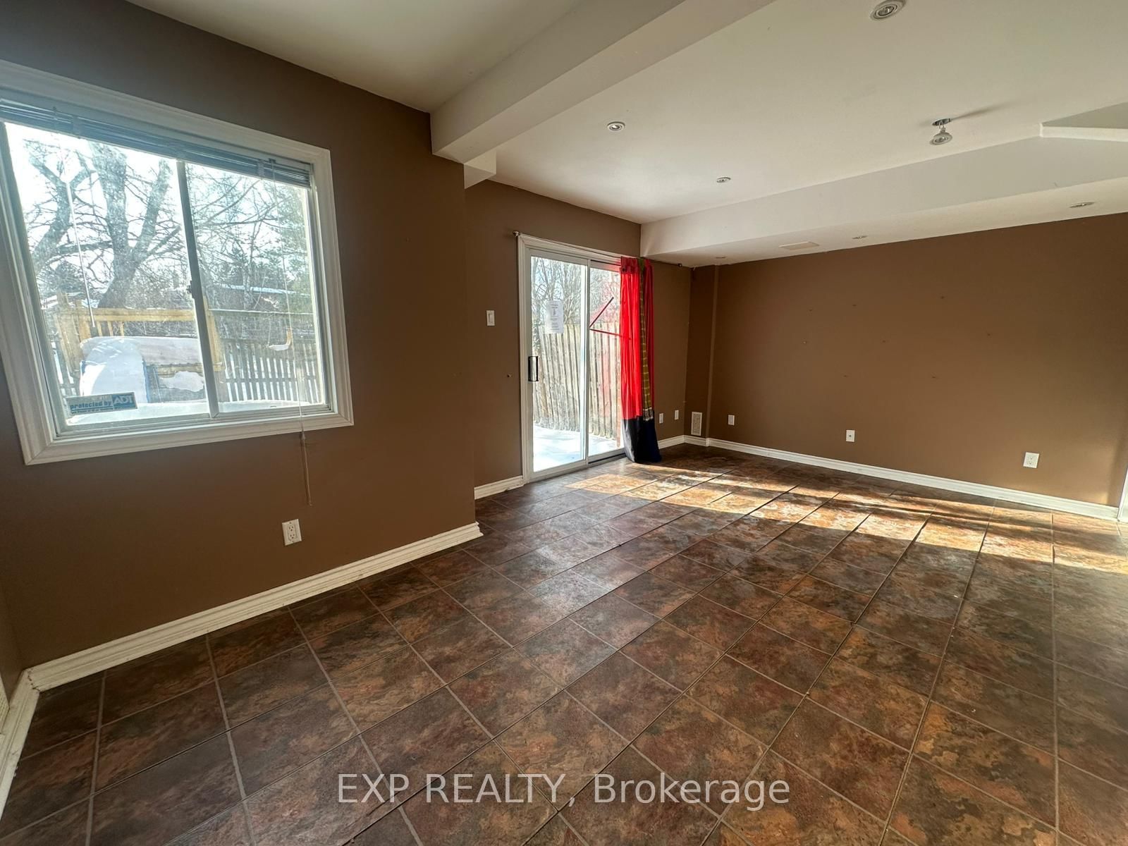 Semi-Detached House for sale at 10 Guildpark Ptwy, Toronto, Ontario, M1J 3P1 - Guildwood - MLS: E12788668