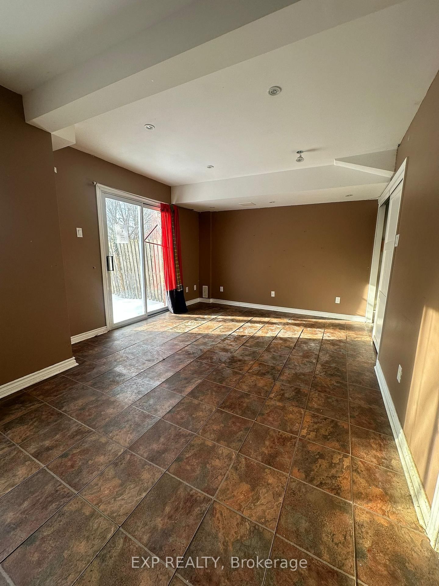 Semi-Detached House for sale at 10 Guildpark Ptwy, Toronto, Ontario, M1J 3P1 - Guildwood - MLS: E12788668