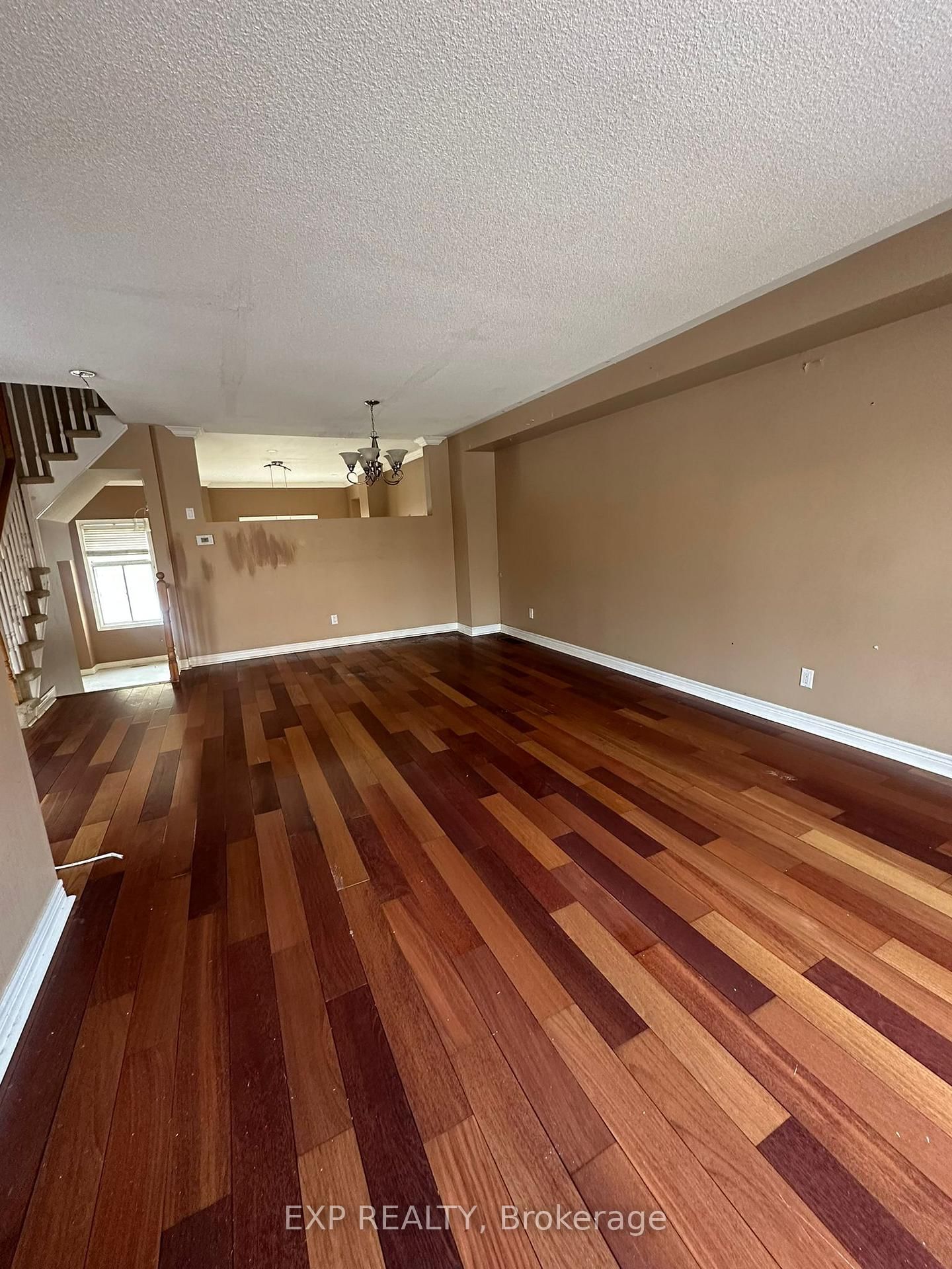 Semi-Detached House for sale at 10 Guildpark Ptwy, Toronto, Ontario, M1J 3P1 - Guildwood - MLS: E12788668