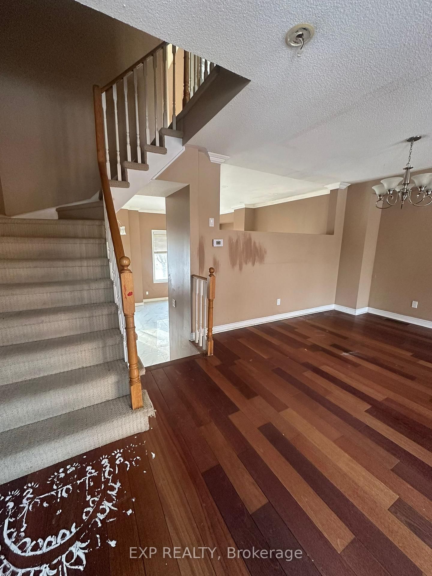 Semi-Detached House for sale at 10 Guildpark Ptwy, Toronto, Ontario, M1J 3P1 - Guildwood - MLS: E12788668