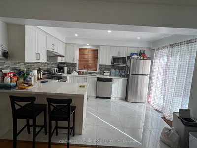 83 TRUMPETER St | Toronto | Image