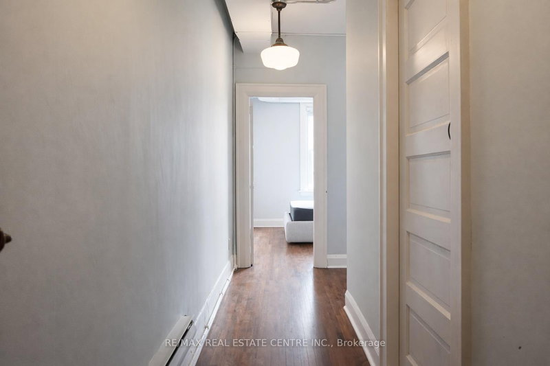 2 - 64 Simcoe St N, Oshawa, L1G 4S2 | Image 2