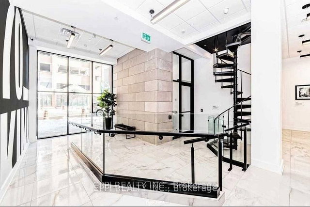 506 - 70 King Street E