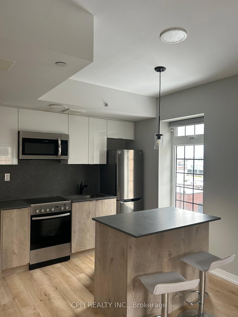 513 - 70 King St E, Oshawa, L1H 0A2 | Image 3