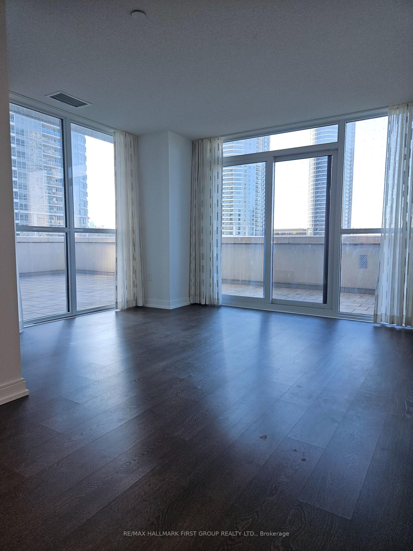 275 Village Green Square, Unit 316 - Photo 13