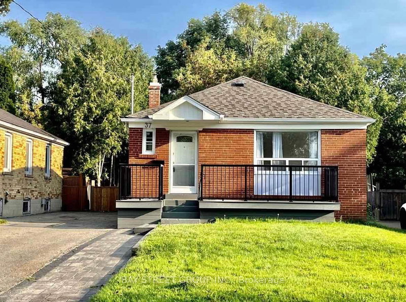 Main Floor - 37 Bayard Ave, Toronto, M1R 4A4 | Image 2