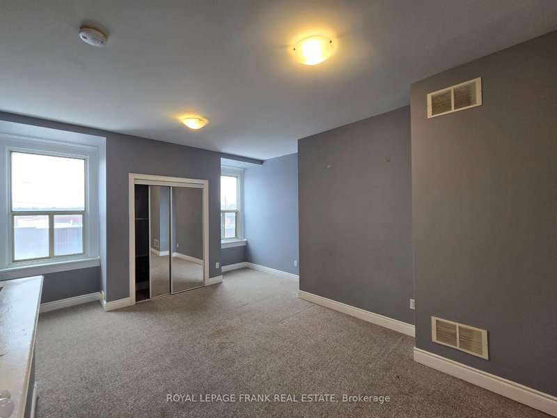 208 - 54 King St E, Clarington, L1C 1N3 | Image 3