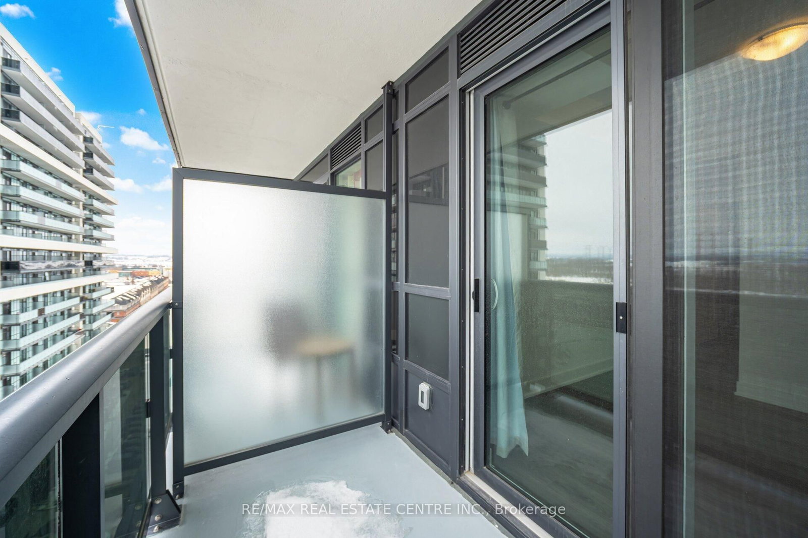 2545 Simcoe Street N, Unit 1116 - Photo 21