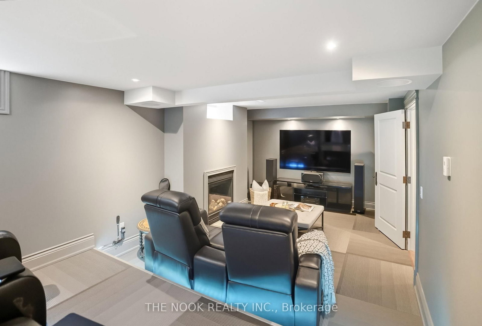 Detached House for sale at 59 Queen Street, Whitby, Ontario, L1M 1C4 - Brooklin - MLS: E12795526