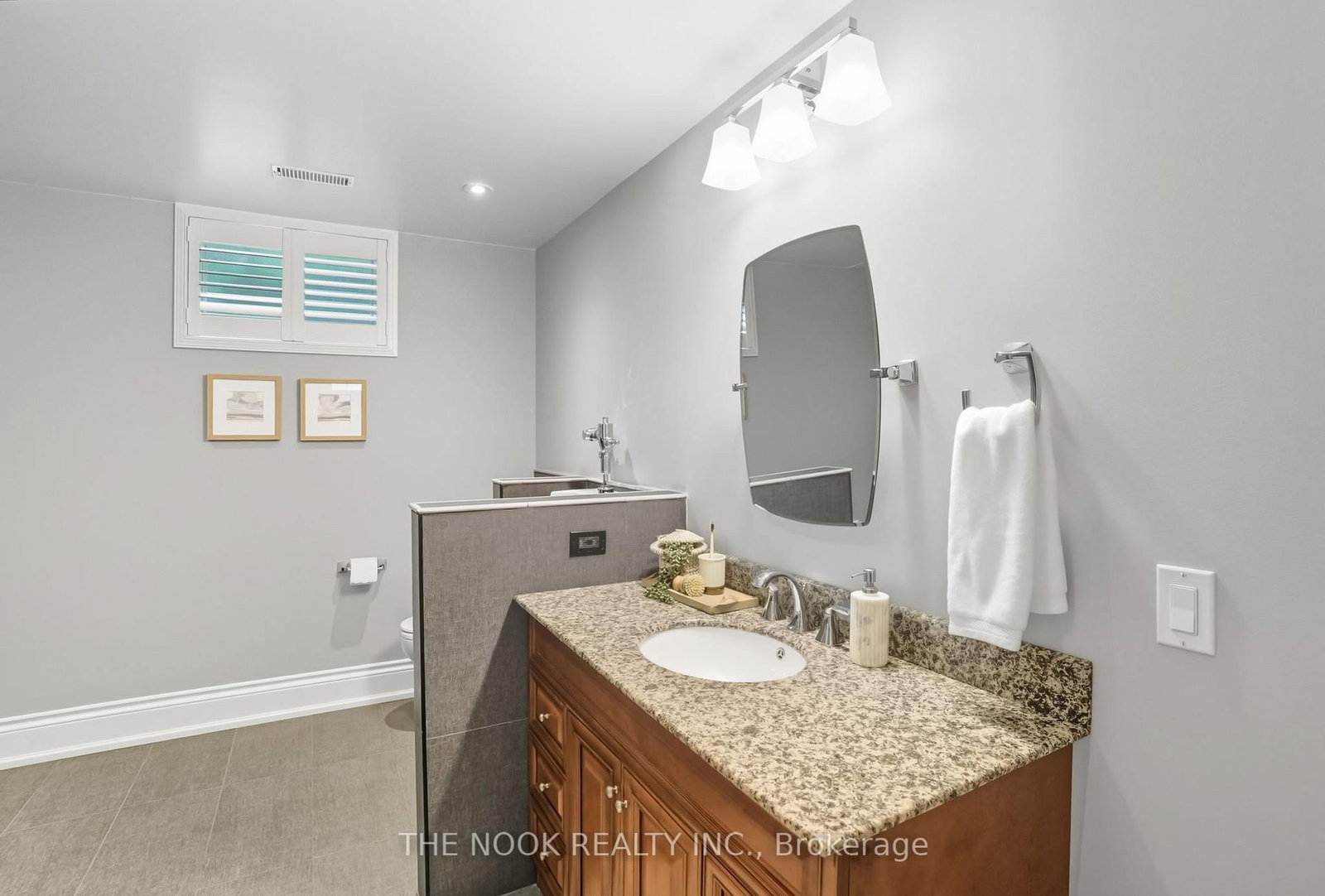 Detached House for sale at 59 Queen Street, Whitby, Ontario, L1M 1C4 - Brooklin - MLS: E12795526