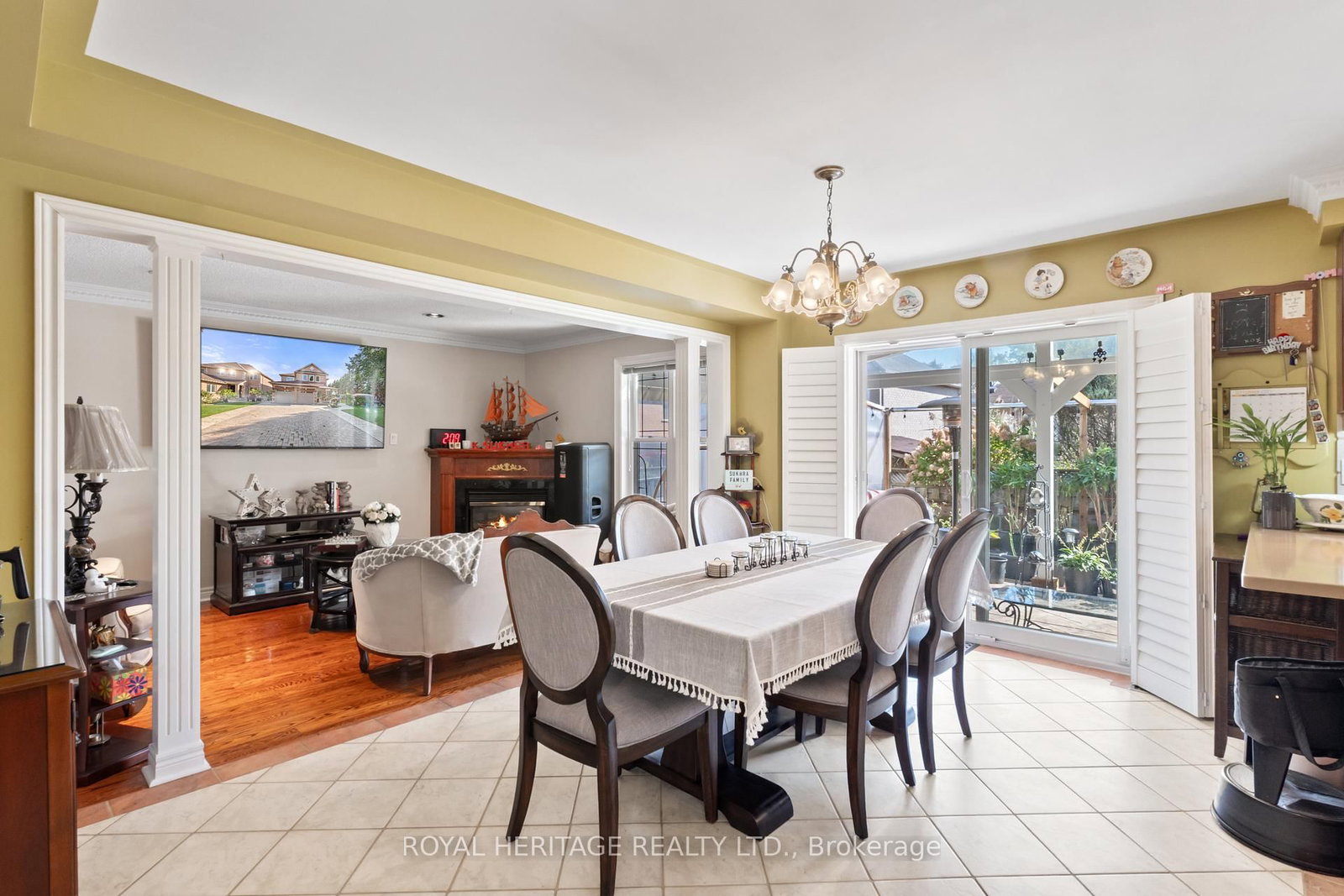 Detached House for sale at 1101 Gossamer Drive, Pickering, Ontario, L1X 2T7 - Liverpool - MLS: E12796402