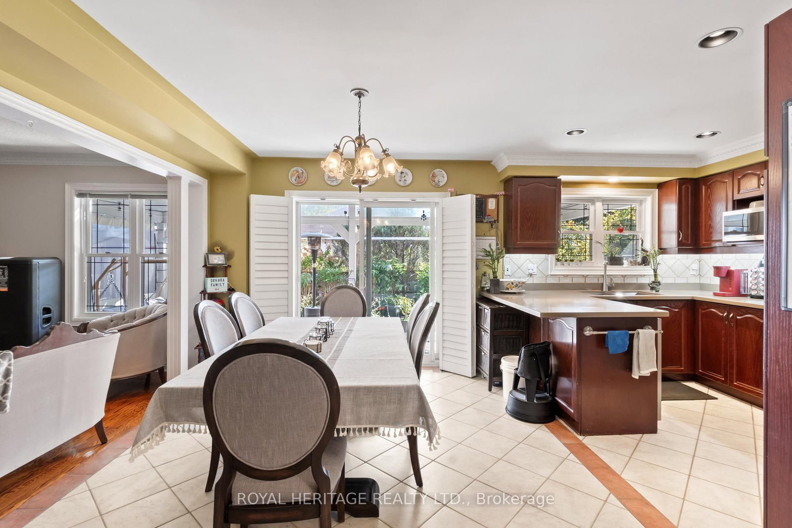 Detached House for sale at 1101 Gossamer Drive, Pickering, Ontario, L1X 2T7 - Liverpool - MLS: E12796402