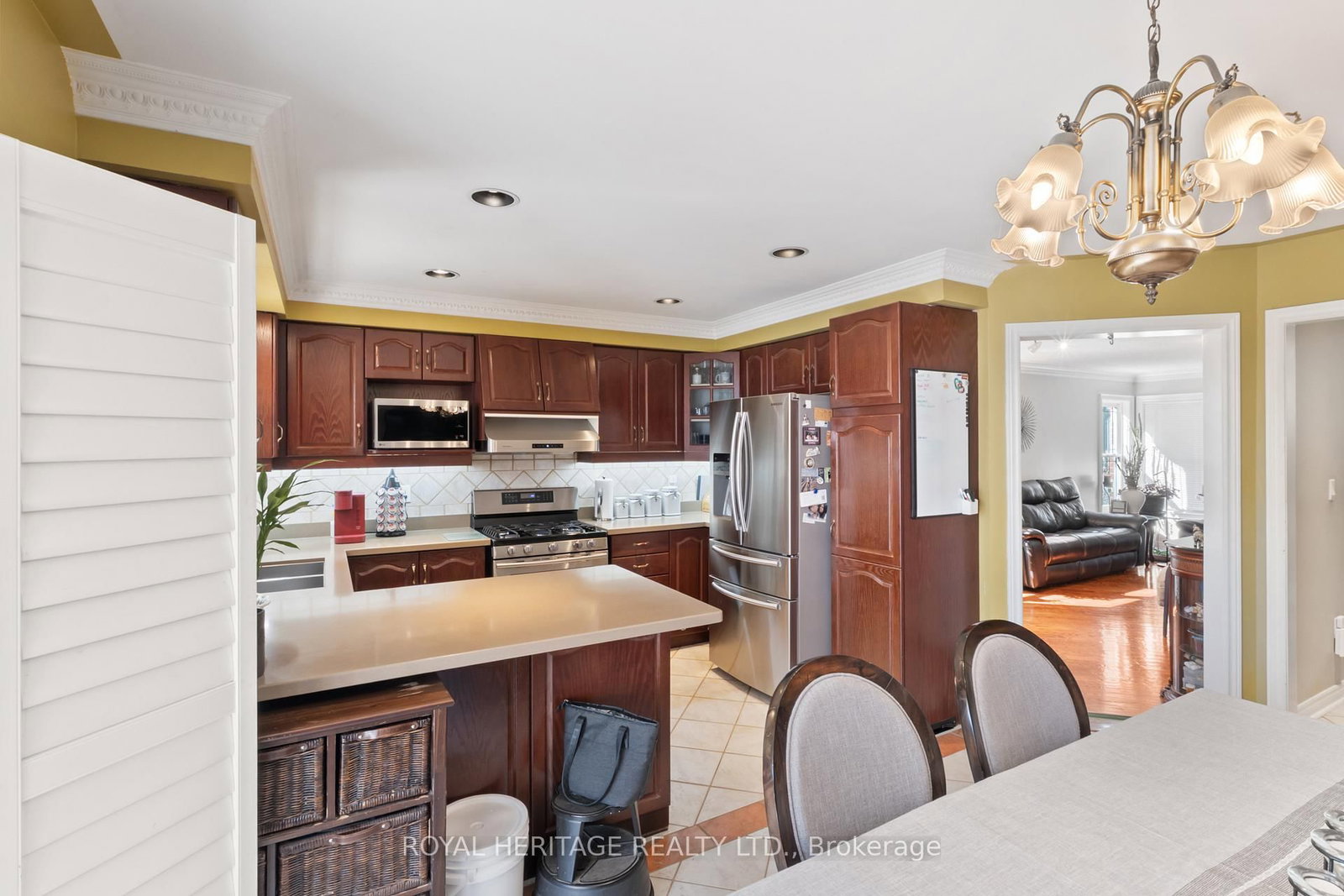 Detached House for sale at 1101 Gossamer Drive, Pickering, Ontario, L1X 2T7 - Liverpool - MLS: E12796402