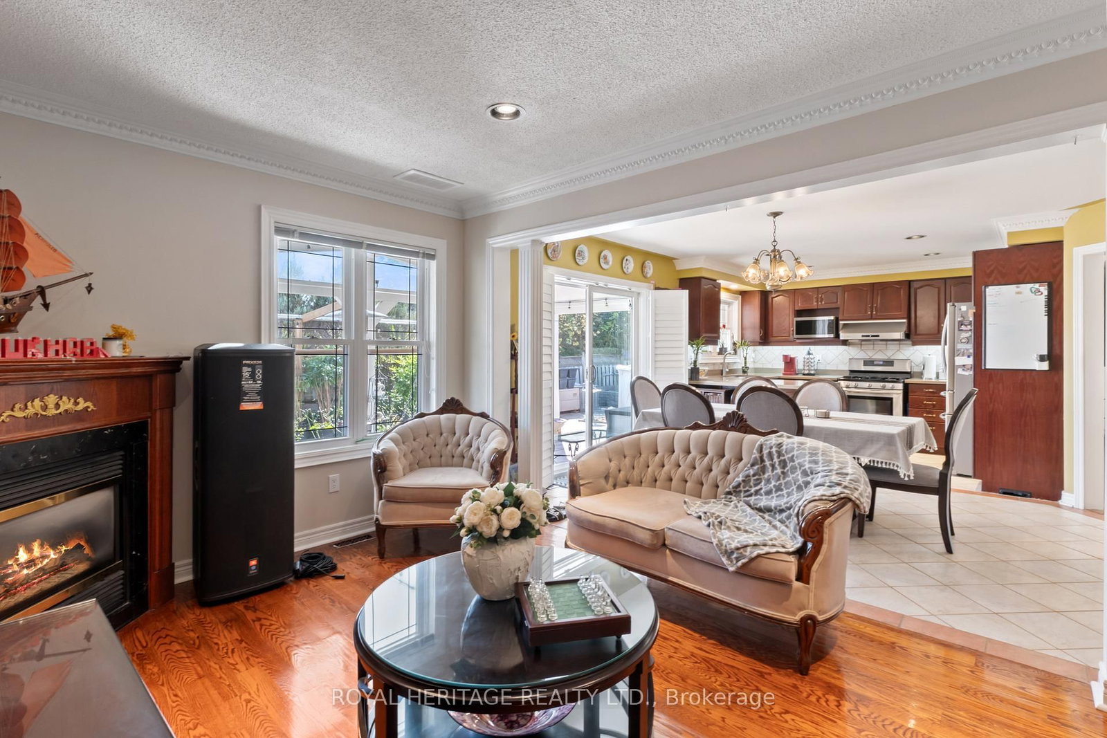 Detached House for sale at 1101 Gossamer Drive, Pickering, Ontario, L1X 2T7 - Liverpool - MLS: E12796402