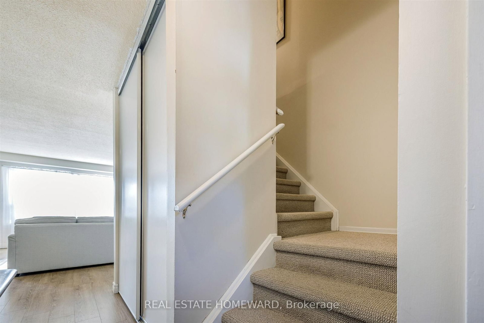 Townhouse for sale at 23-1975 Memory Lane, Pickering, Ontario, L1V 3M3 - Liverpool - MLS: E12796748