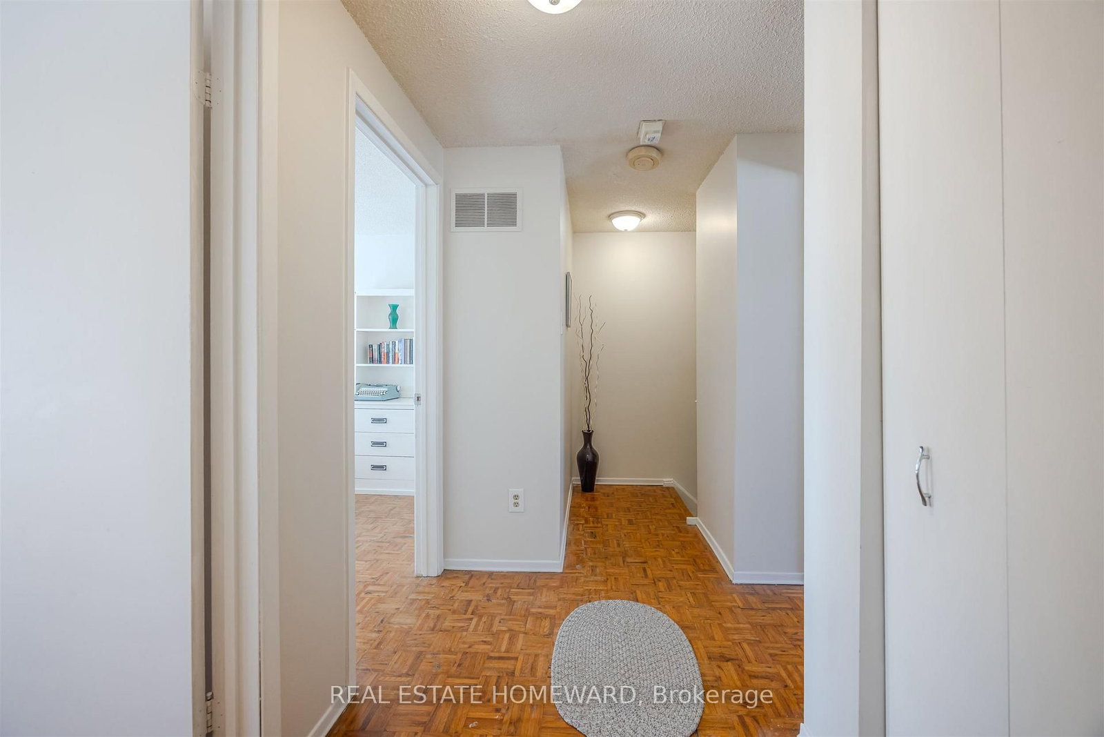 Townhouse for sale at 23-1975 Memory Lane, Pickering, Ontario, L1V 3M3 - Liverpool - MLS: E12796748