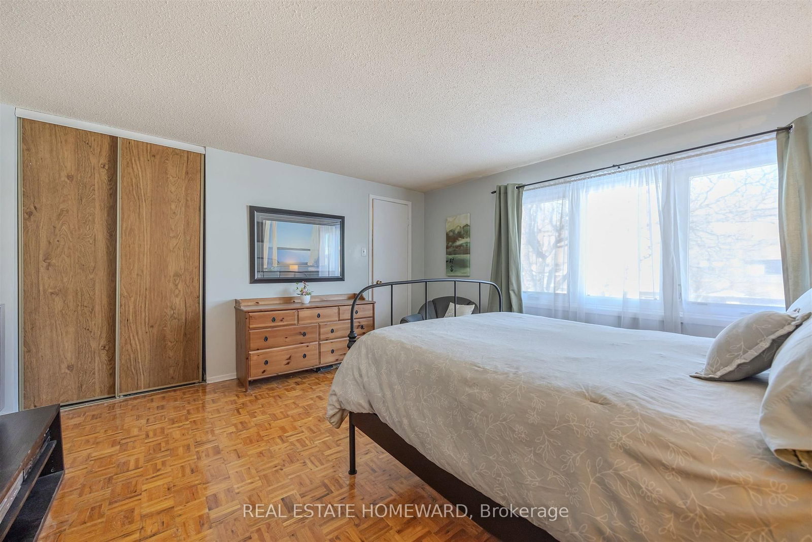 Townhouse for sale at 23-1975 Memory Lane, Pickering, Ontario, L1V 3M3 - Liverpool - MLS: E12796748