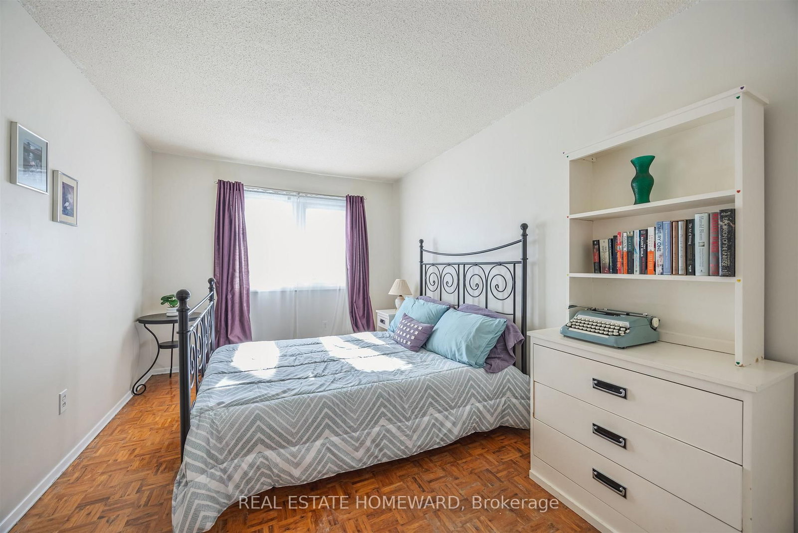 Townhouse for sale at 23-1975 Memory Lane, Pickering, Ontario, L1V 3M3 - Liverpool - MLS: E12796748