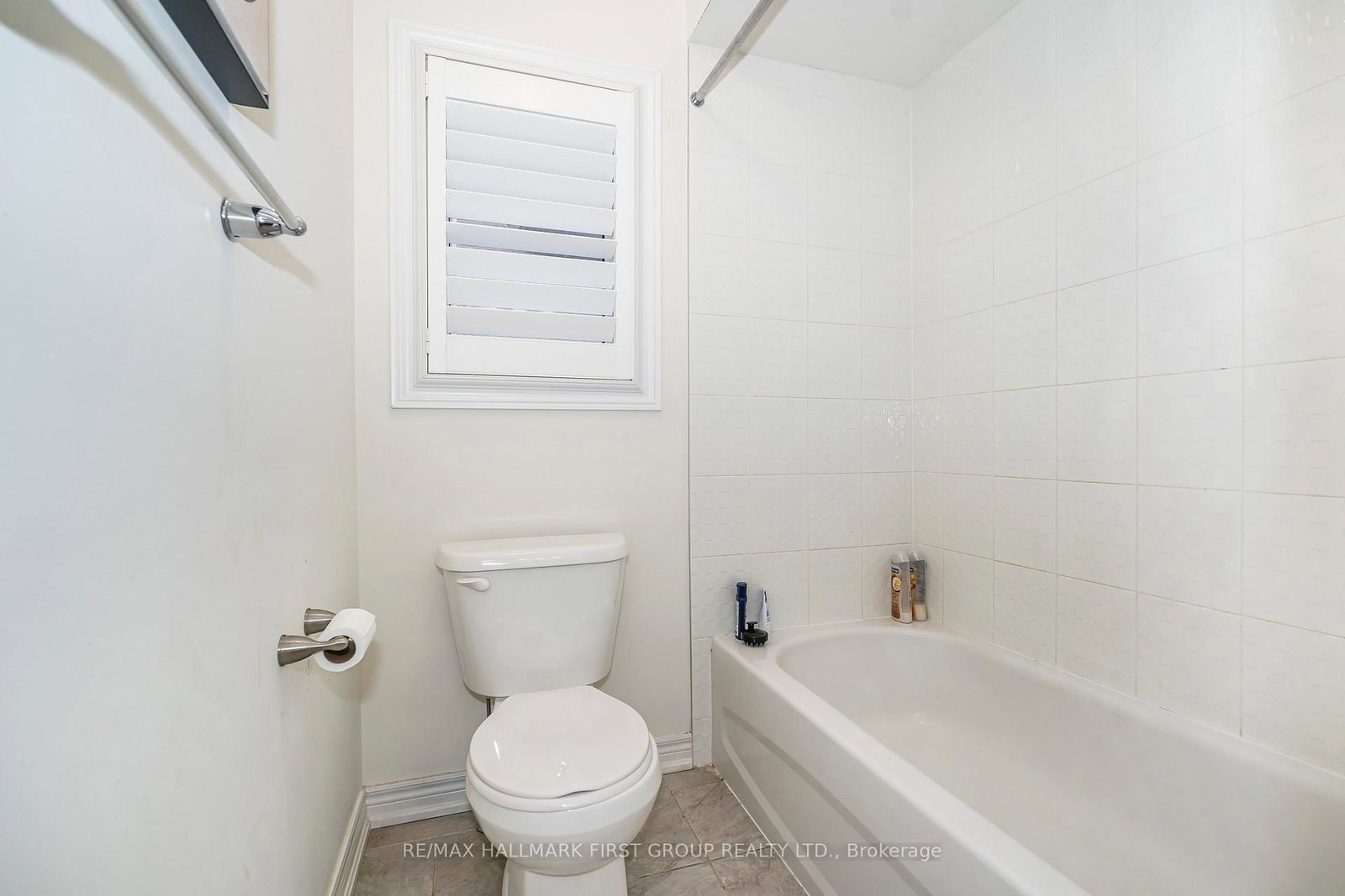 Detached House for sale at 9 Toulouse Street, Whitby, Ontario, L1P 0J2 - Rural Whitby - MLS: E12797038