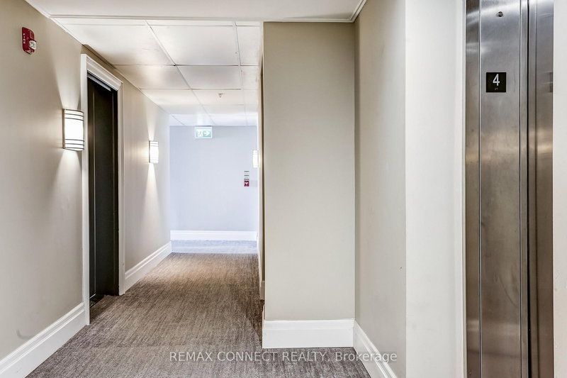 420 - 21 Brookhouse Dr, Clarington, L1B 0B4 | Image 3