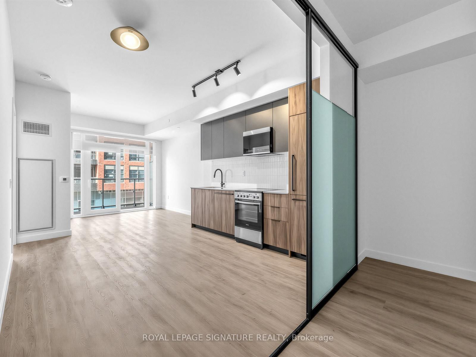 Condo for lease at 205-1635 Military Trail, Toronto, Ontario, M1C 1K3 - Centennial Scarborough - MLS: E12798846