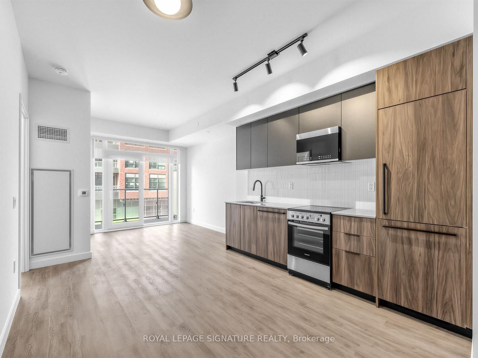 Condo for lease at 205-1635 Military Trail, Toronto, Ontario, M1C 1K3 - Centennial Scarborough - MLS: E12798846