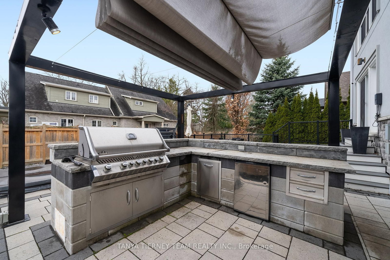 Detached House for sale at 1 Centre Street, Whitby, Ontario, L1M 1C1 - Brooklin - MLS: E12799704