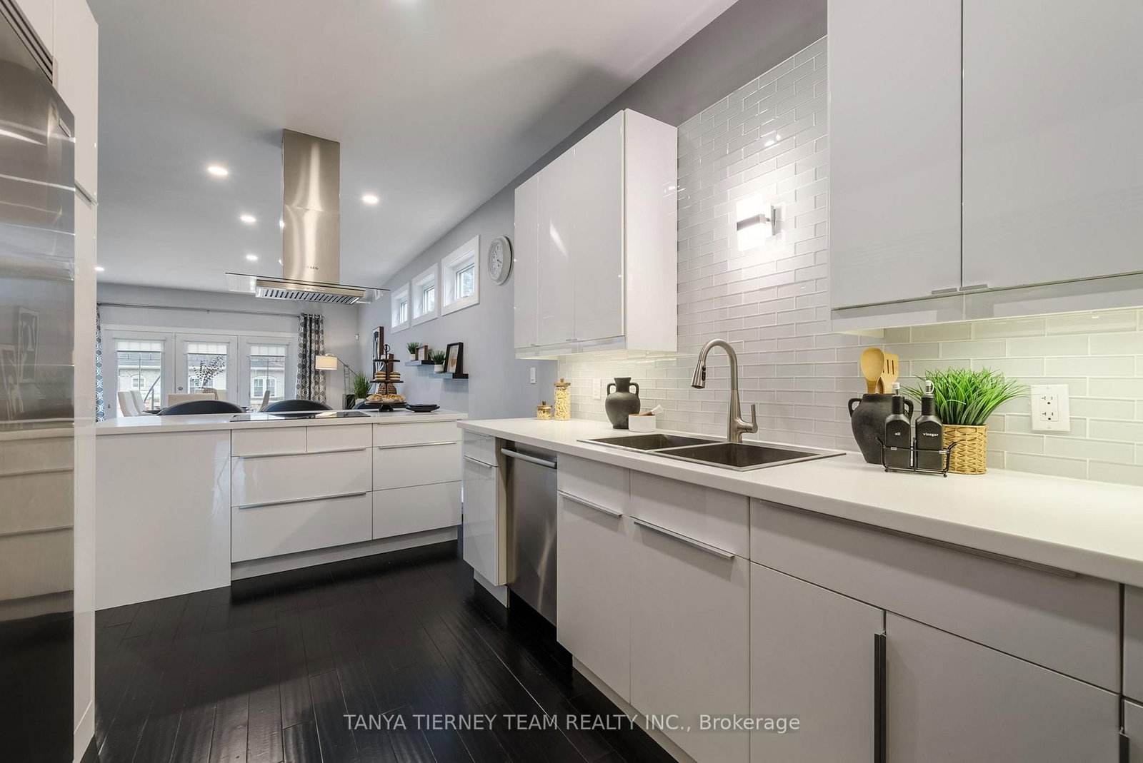 Detached House for sale at 1 Centre Street, Whitby, Ontario, L1M 1C1 - Brooklin - MLS: E12799704