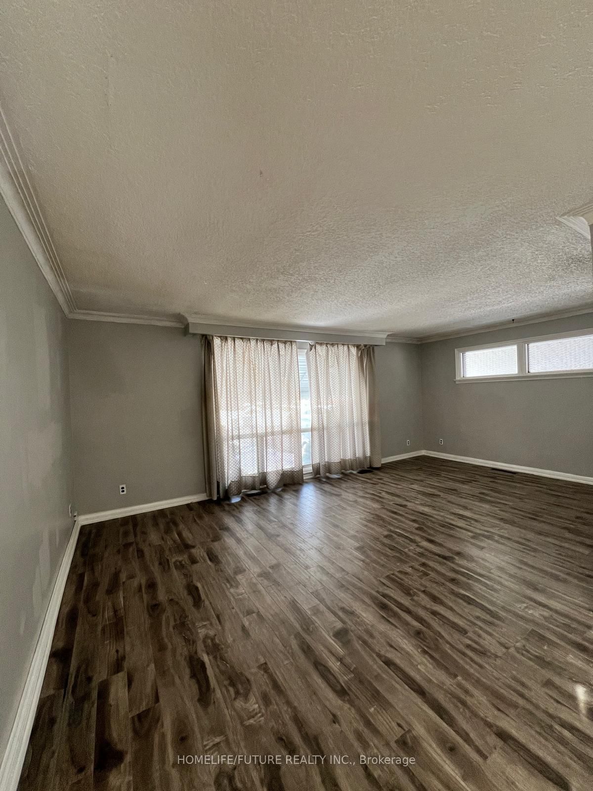 Detached House for lease at Main-21 Mackinac Crescent, Toronto, Ontario, M1J 1P8 - Bendale - MLS: E12800132