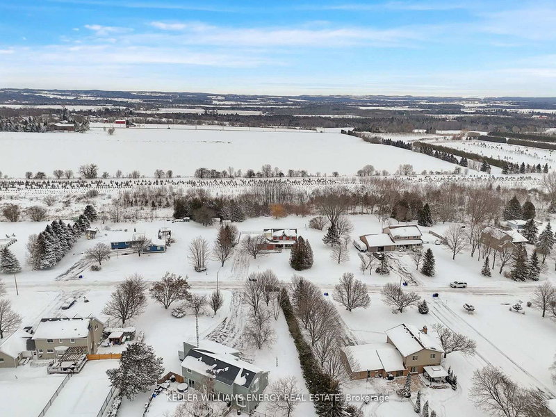 57 Potters Lane, Clarington, L0B 1J0 | Image 2