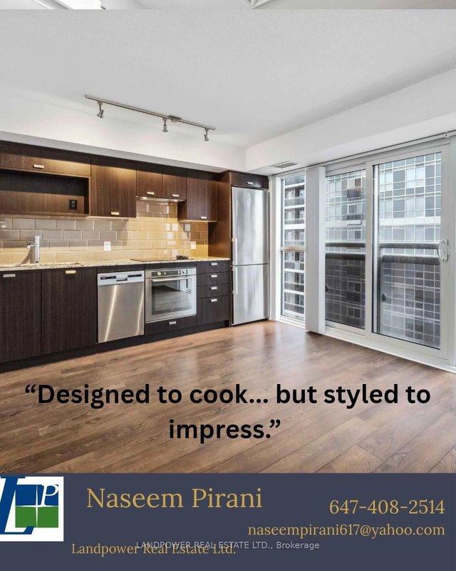 517 - 275 Village Green Square