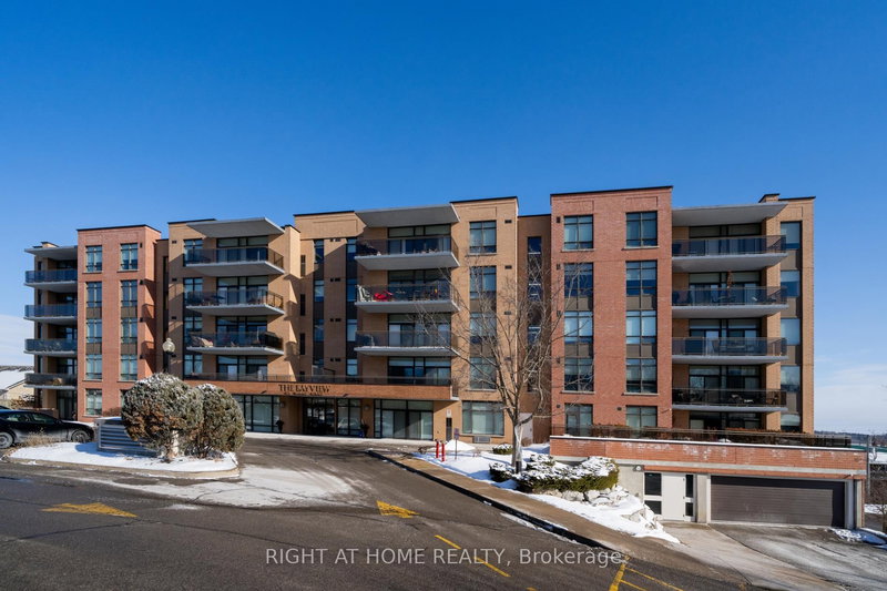 home for sale on 310-171 Shanly Street