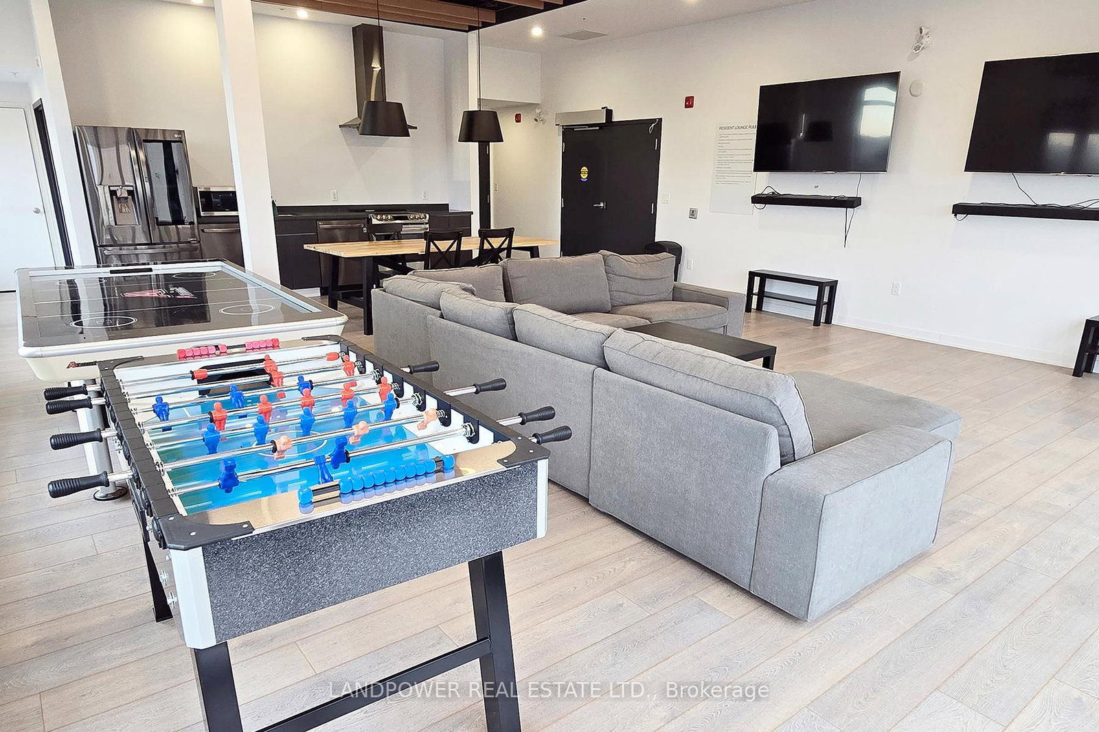 1800 Simcoe Street N, Unit 313 - Photo 11