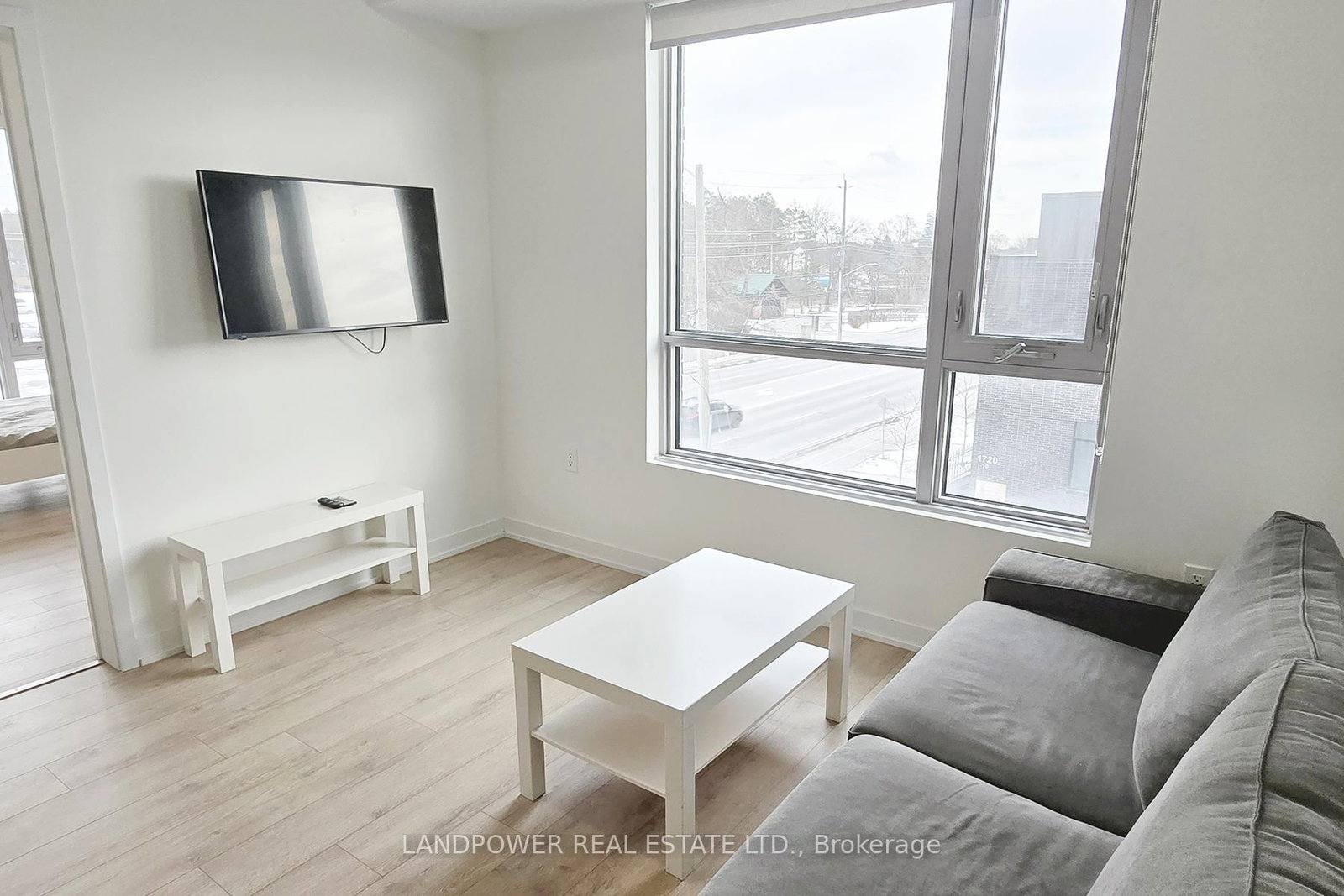 1800 Simcoe Street N, Unit 313 - Photo 24