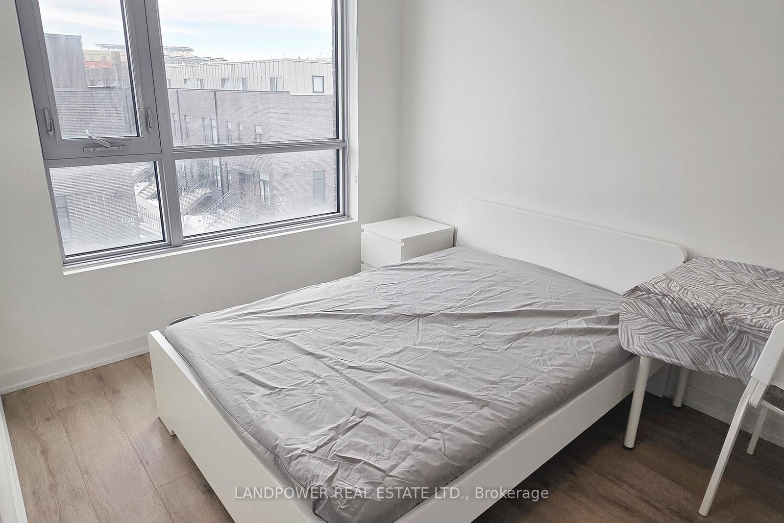 1800 Simcoe Street N, Unit 313 - Photo 27