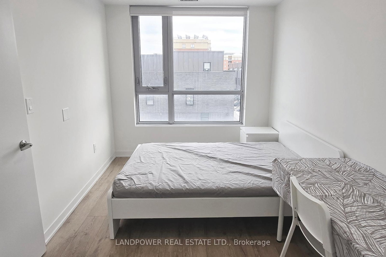 1800 Simcoe Street N, Unit 313 - Photo 30