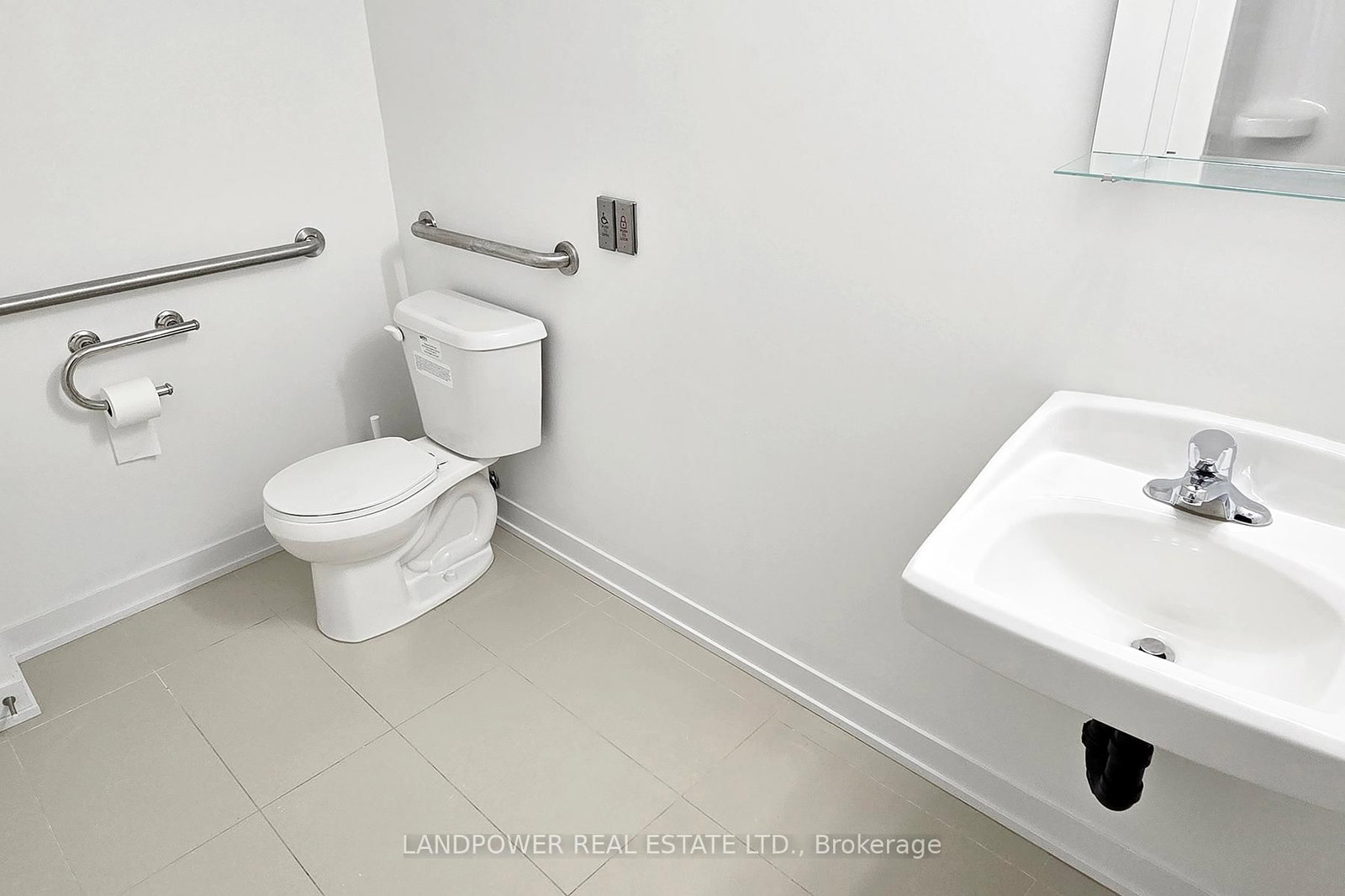 1800 Simcoe Street N, Unit 313 - Photo 32