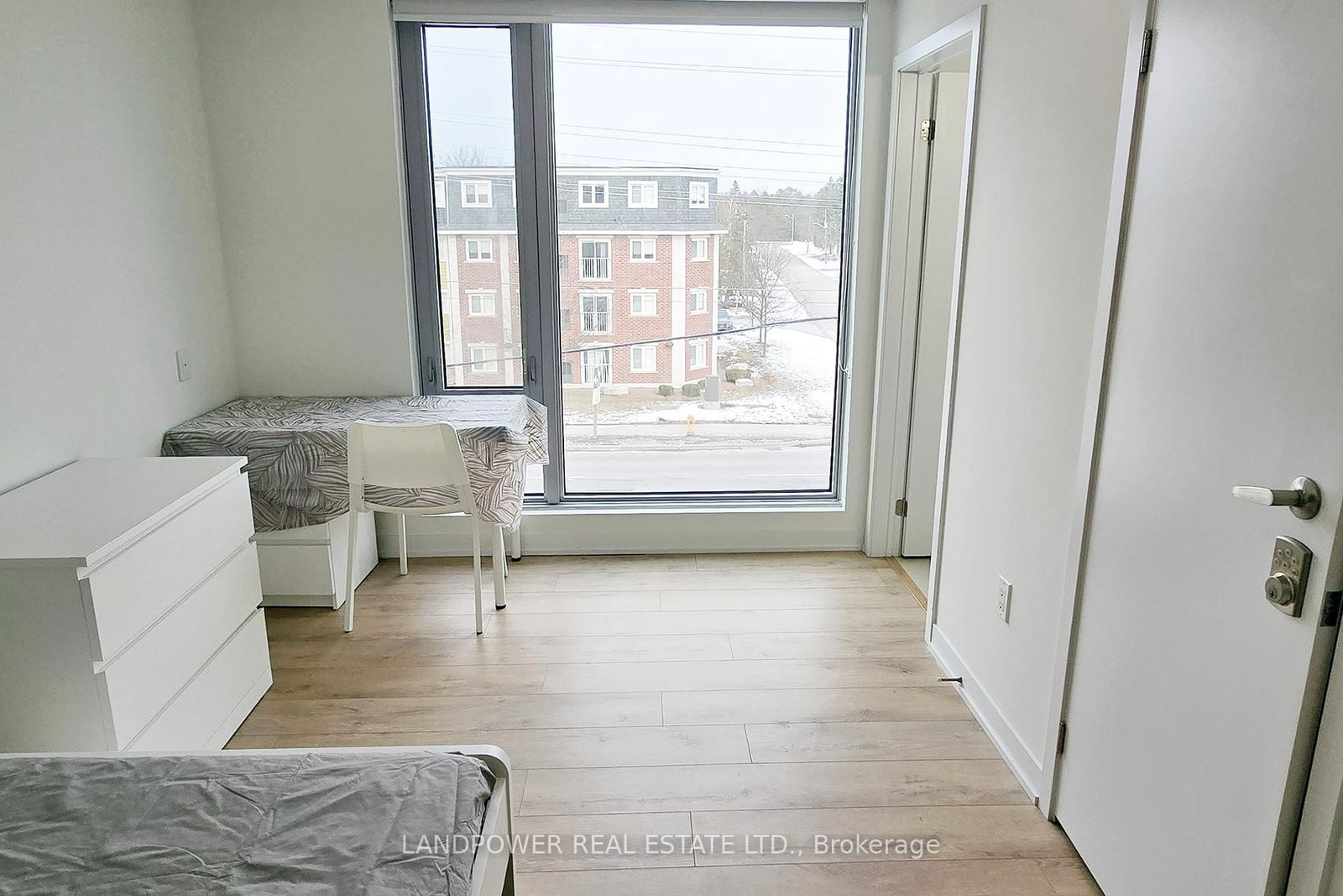 1800 Simcoe Street N, Unit 313 - Photo 40
