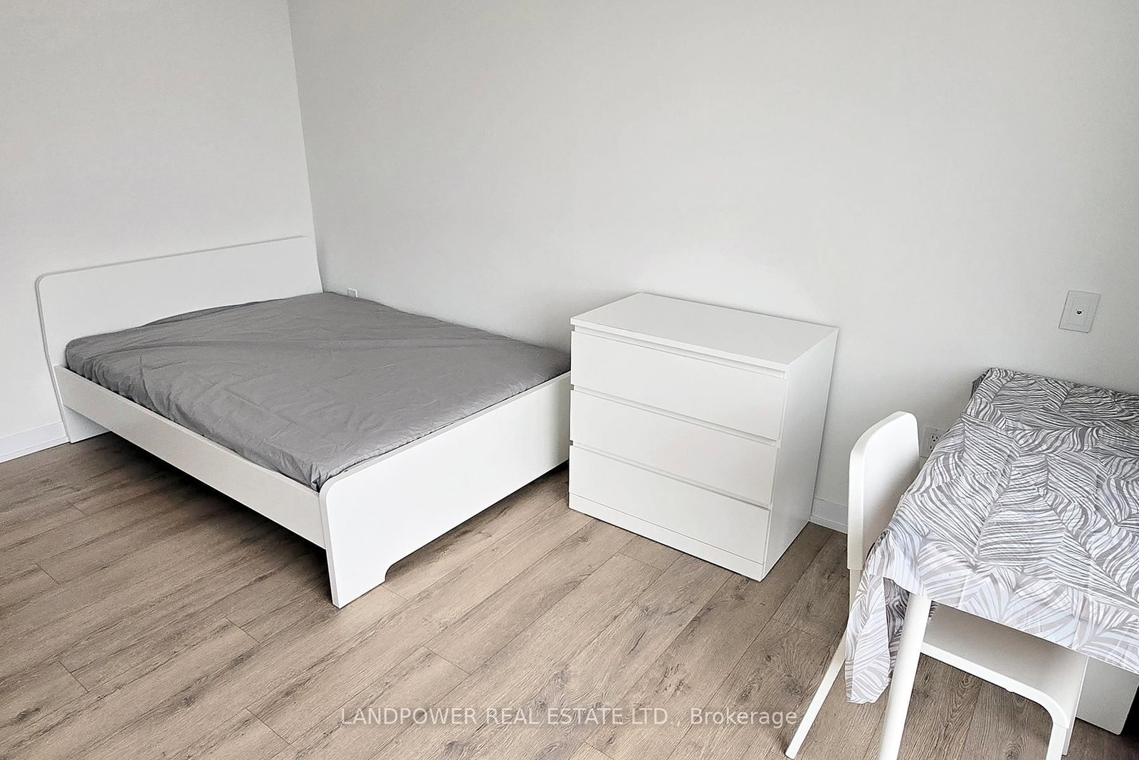 1800 Simcoe Street N, Unit 313 - Photo 42