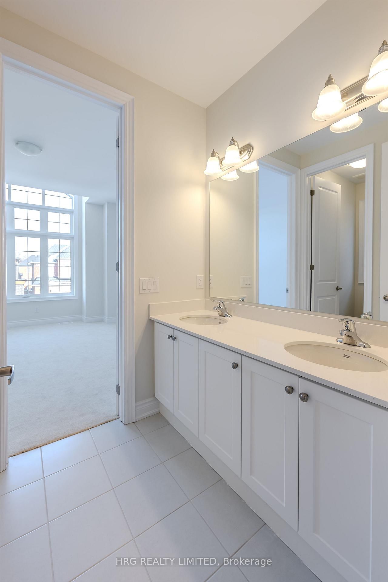 Detached House for sale at 13 Brabin Circle, Whitby, Ontario, L1P 0C1 - Rural Whitby - MLS: E12805934